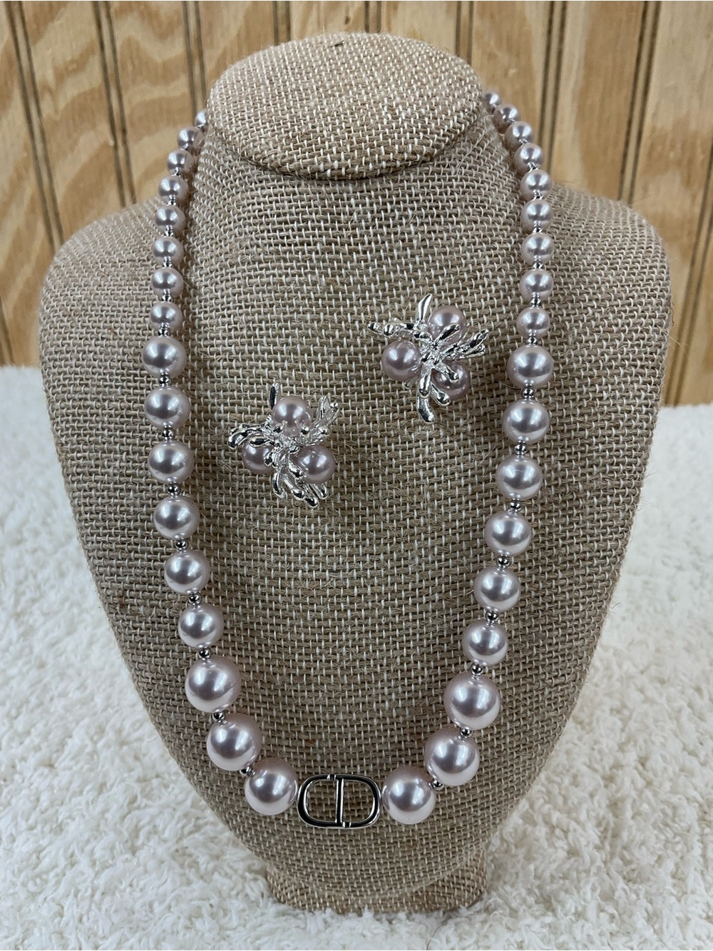 Pearl-Inspired Lavender Bead Necklace and Earrings Set